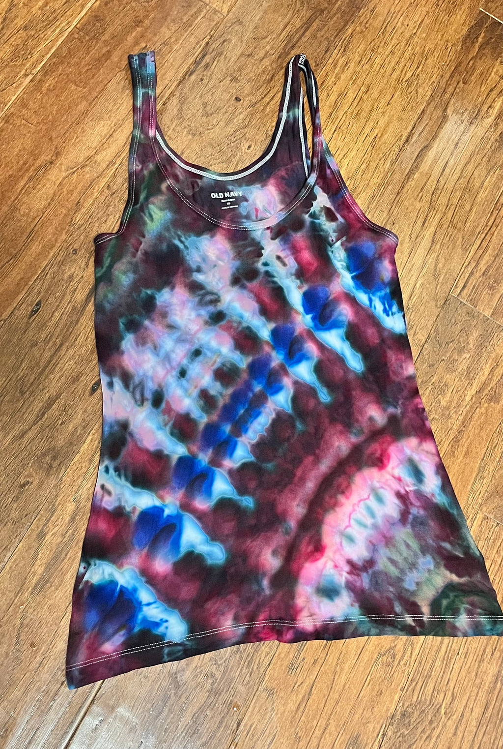 Custom T-Shirts, hash necklaces, doozies, keychains, swinger shirts, hash name decals for vehicle or drinking vessel, hats, etc.